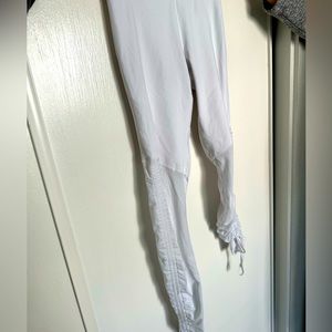 Fabletics White High-Rise with Drawstring Scrunch Leggings, Size XS